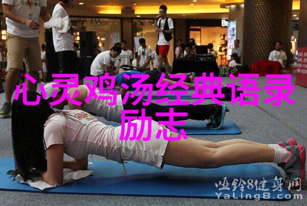 暮云绘春树天际的交响曲